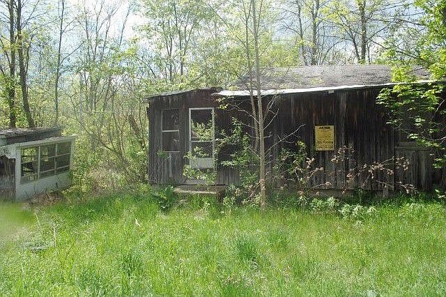 2nd image of 433 Pleasant Valley Rd