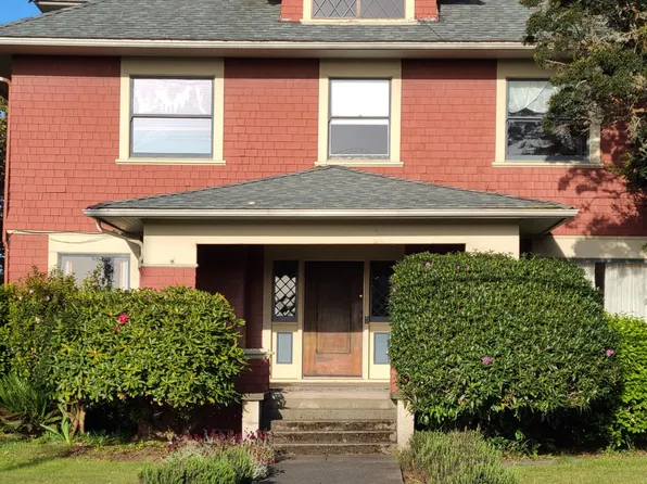 2703 E St, Eureka, CA 95501