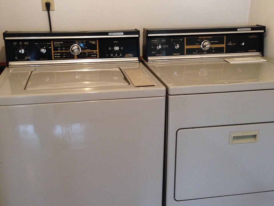 Full Size Washer/Dryer