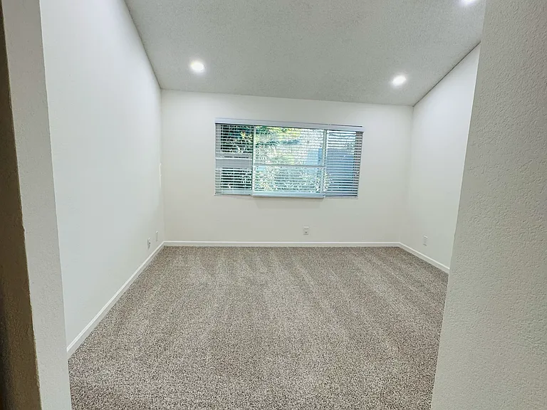 4831 Touchstone Ter — Photo 12