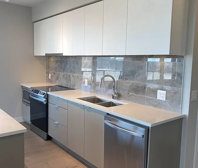 8725 University Cres #1901 — Photo 10
