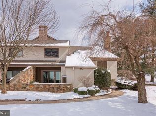 80 Oak Knoll Dr, Berwyn, PA 19312