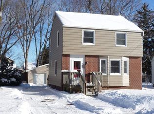 1017 S Webster St, Jackson, MI 49203