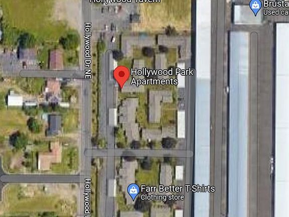 3rd image of 3300 Hollywood Dr NE #3394