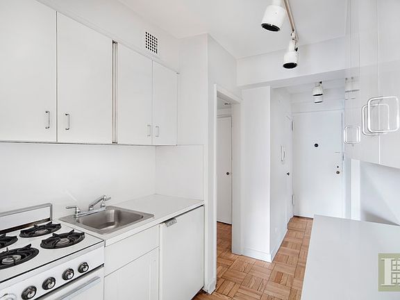 4th image of 57 Montague St APT 7F