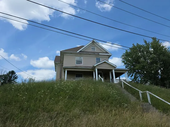 124 Hill St, Rayland, OH 43943