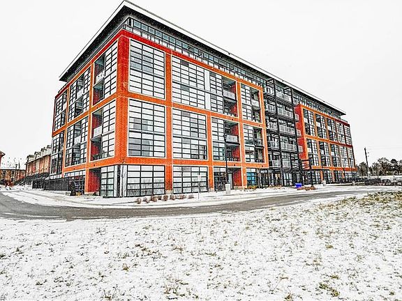 5th image of 15 Prince Albert Blvd #207