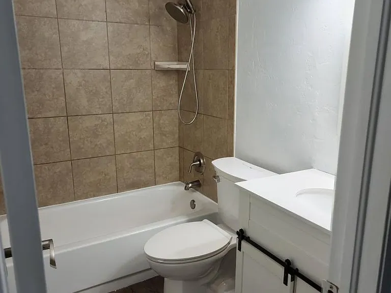 5110 Bridle Pl — Photo 4