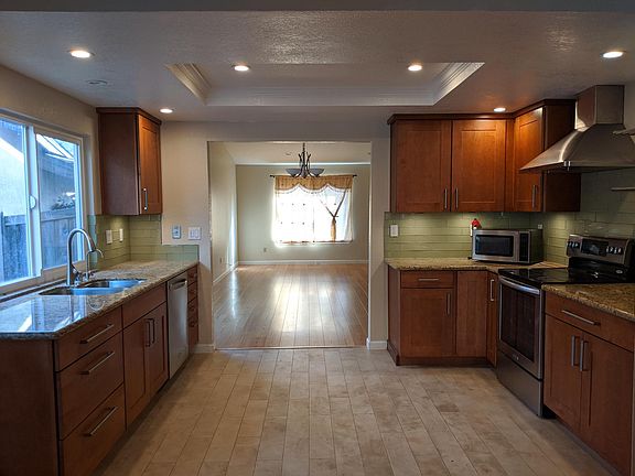 5th image of 3111 Sombrero Cir