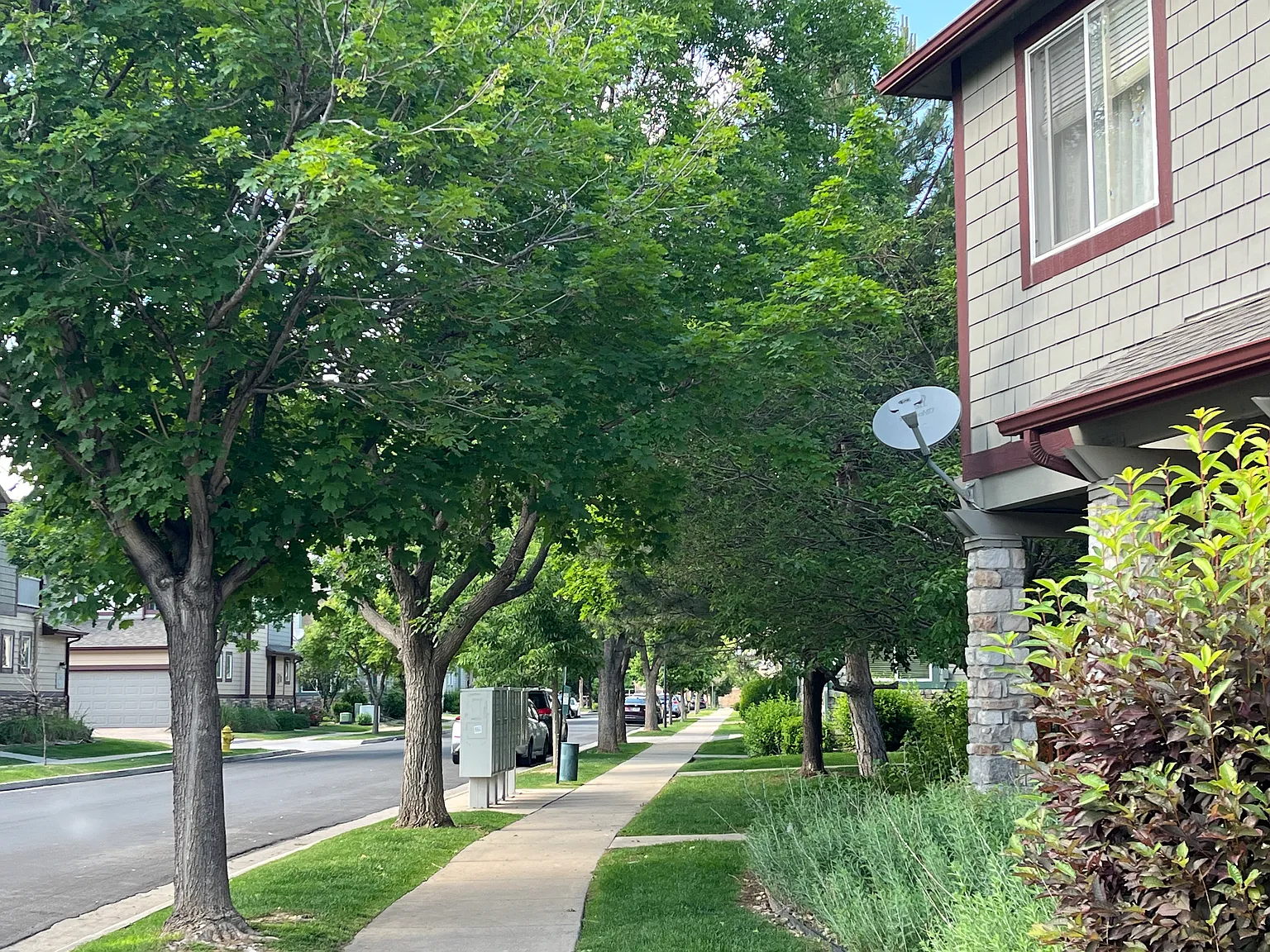2402 Parkfront Dr E — Photo 3