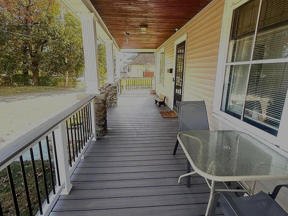 1st image of 16 Holbrook Court