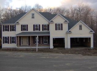 35 Spice Bush Ln, Shelton, CT 06484