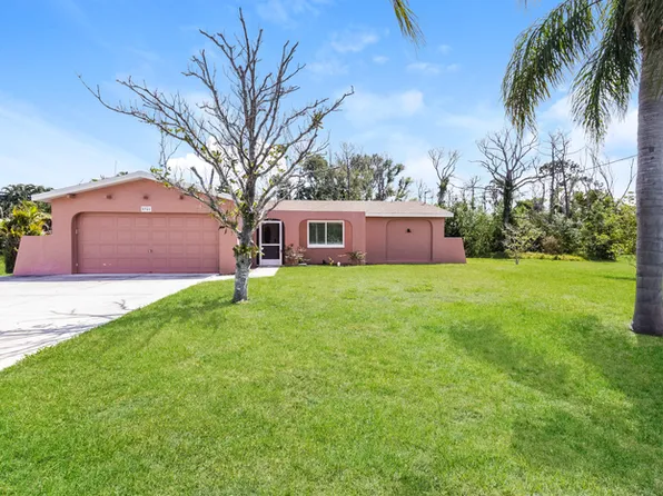 5946 Stringfellow Rd, Saint James City, FL 33956