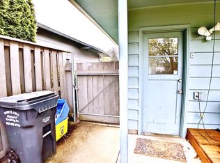 5404 NE 54th Ave #B, Portland, OR 97218