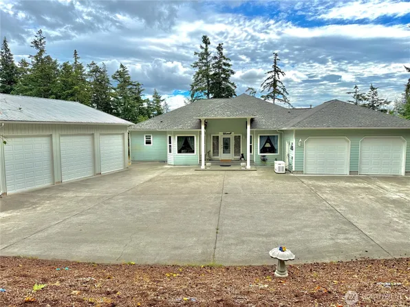 152 E Morris Road, Coupeville, WA 98239