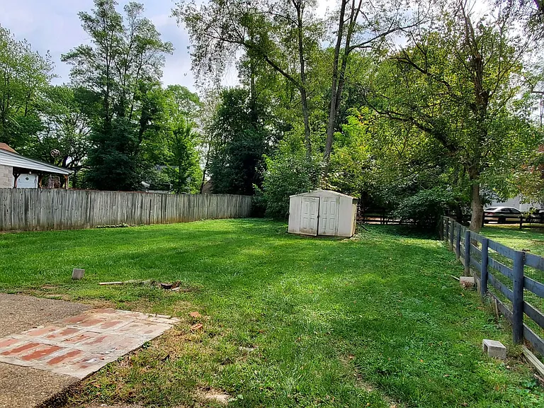 3706 Locust Ave — Photo 31