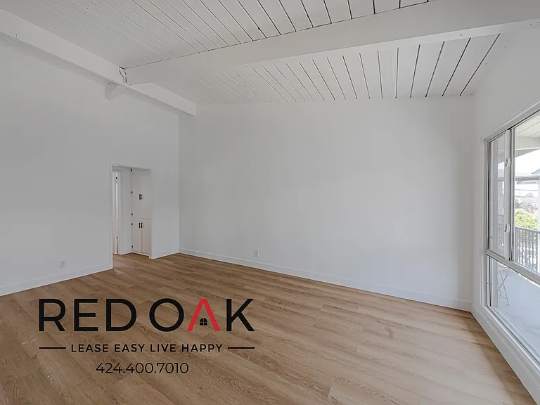 7525 Crenshaw Blvd #7 — Photo 5