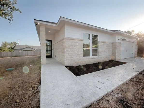 107 W Hickory Drive, Granite Shoals, TX 78654