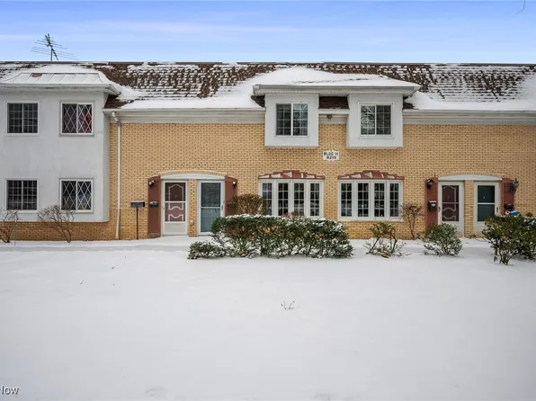 8210 Deepwood Blvd Unit 7, Mentor, OH 44060