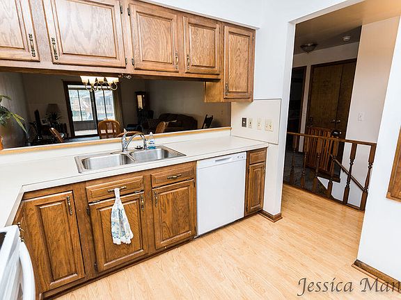4th image of 2063 Terrace Van Dr NE