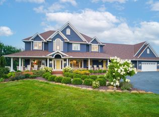 3050 Becker Rd, Maple Plain, MN 55359