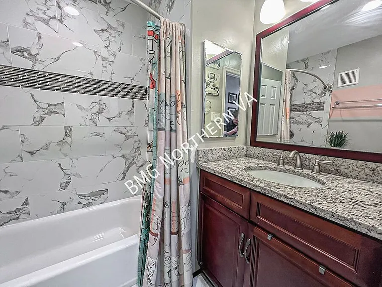 8237 Smithfield Ave — Photo 22