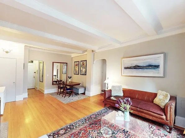 212 E 48th St APT 3D, Manhattan, NY 10017