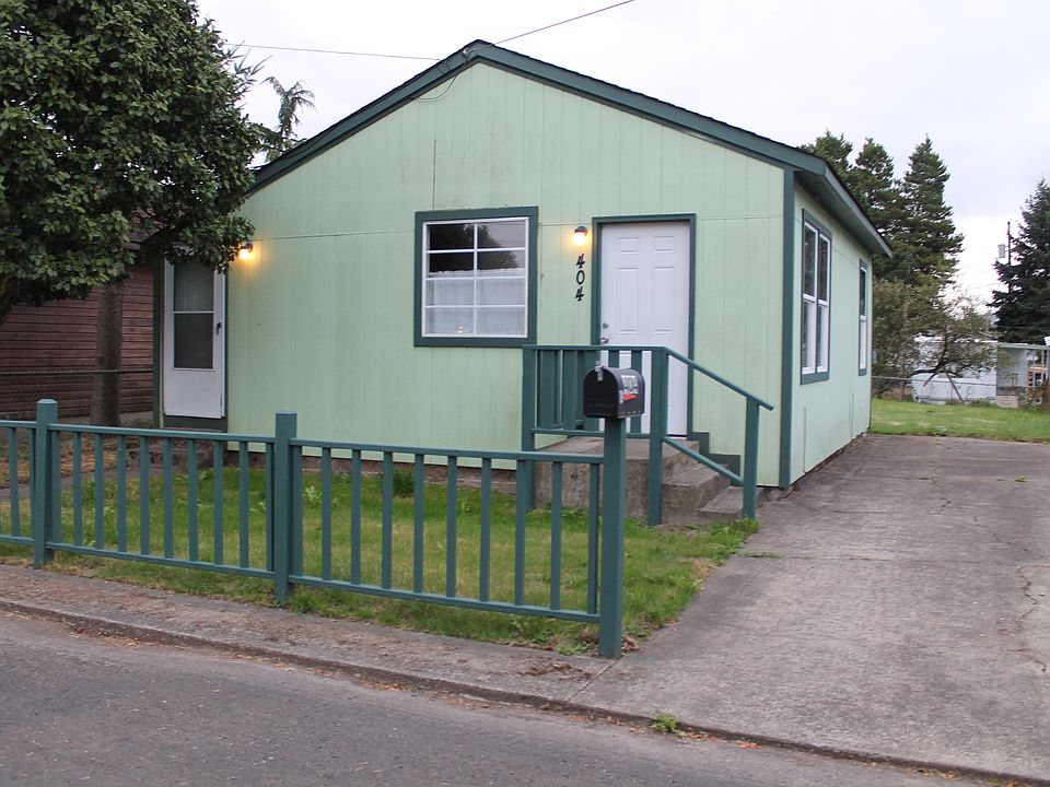 1st image of 404 Rosewood St
