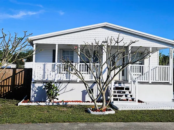 11891 Atlantic Circle, Boca Raton, FL 33428