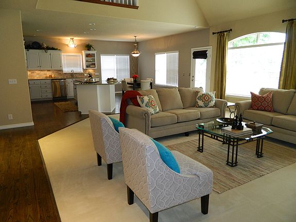 open & inviting main living 