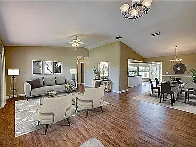 907 Eagle Ln — Photo 3