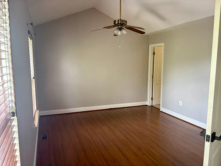 3847 Watkins Mill Dr — Photo 15