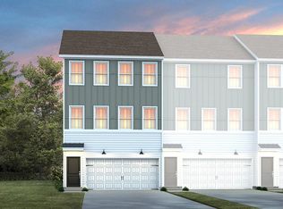 2835 Farmhouse Dr, Apex, NC 27502