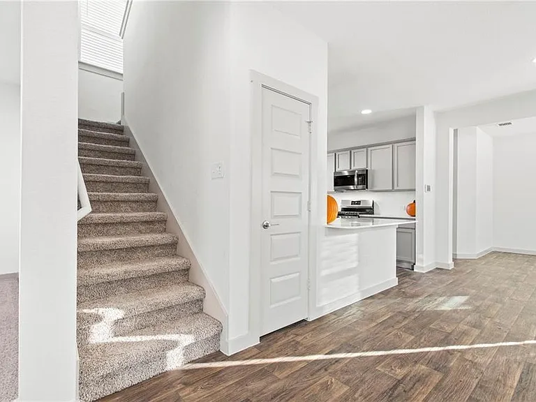 4713 Canongate Dr — Photo 3