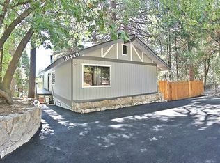 31449 Ocean View Dr, Running Springs, CA 92382