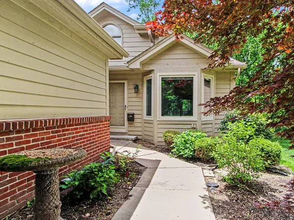 183 Kingsbrook Ave Unit 17, Ann Arbor, MI 48103