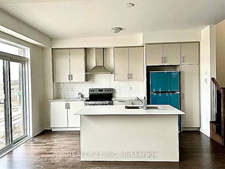 156 Shepherd Dr — Photo 5
