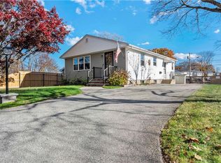 114 Waterman Ave, Johnston, RI 02919