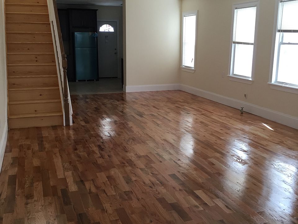 1st image of 200-16 115th Avenue