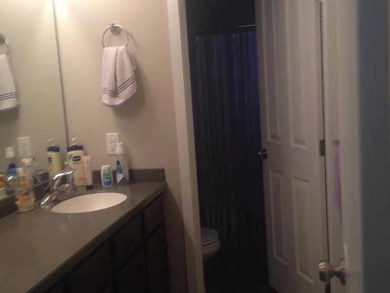 828 E Stratford Ave — Photo 7