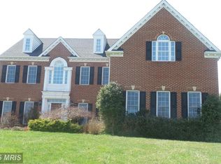 1 Stanson Ct, Owings Mills, MD 21117