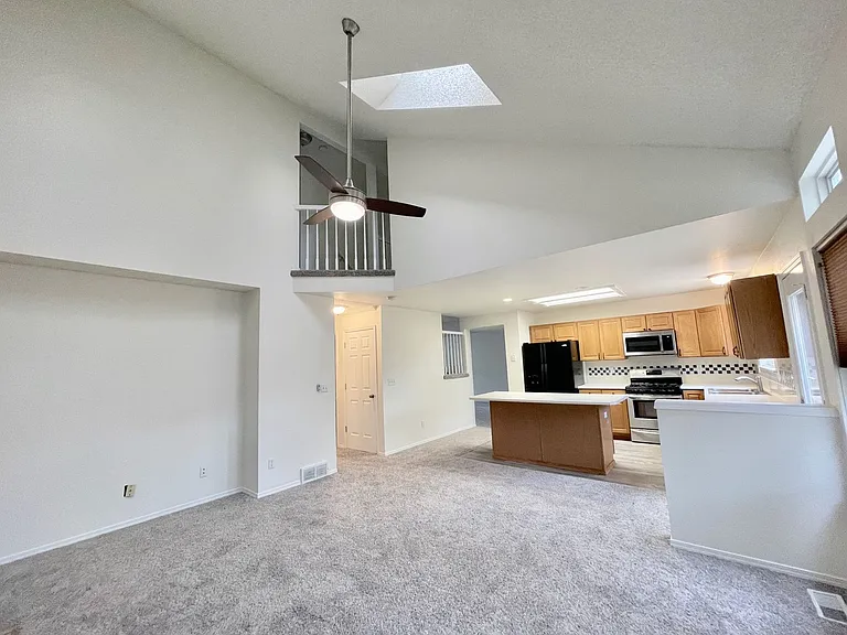 6675 Stonehedge Dr — Photo 9