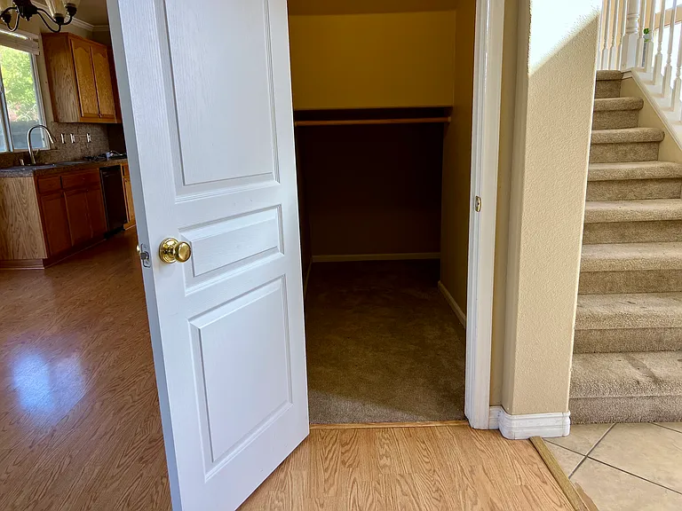 2441 Jessica Cir — Photo 23
