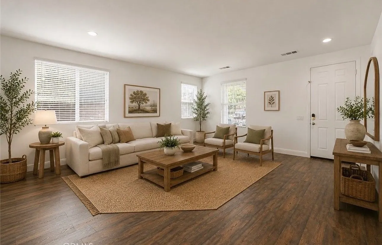 4 bed, 2717 sqft, $4,250 — Photo 1