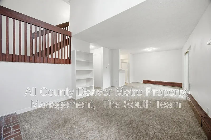 3 bed, 2.0 bath, 1309 sqft, $2,435 — Photo 3