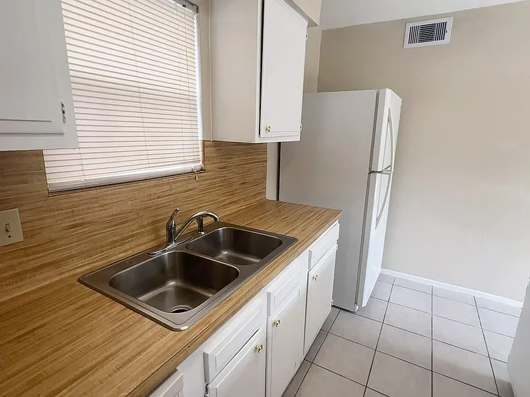6518 S Briar Bayou Dr — Photo 12