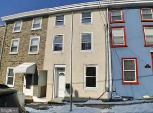 184 Conarroe St, Philadelphia, PA 19127