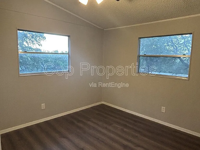 537 Tamarack Dr — Photo 21