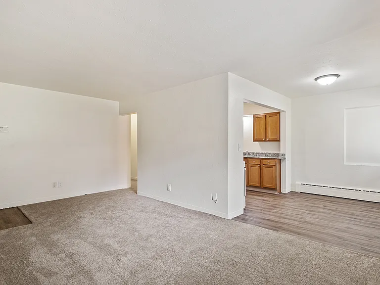 1457 Burke Ave NE — Photo 7