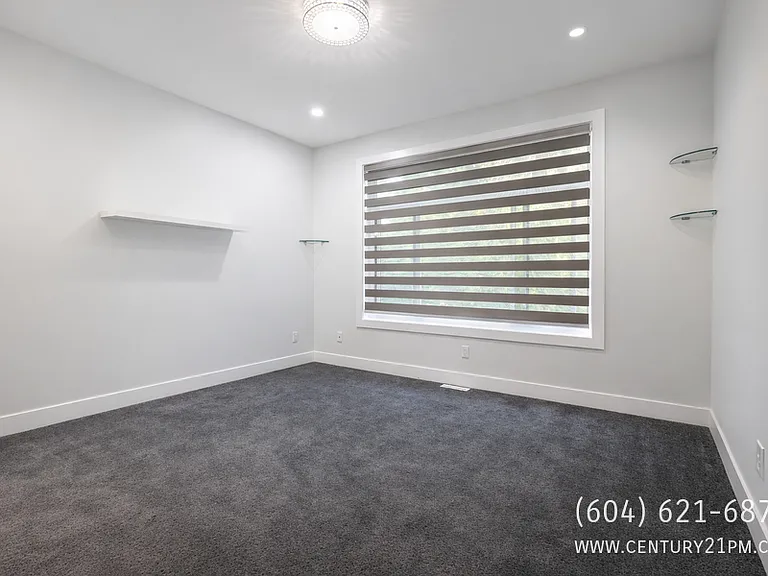36701 Carl Creek Cres #UPPER — Photo 14